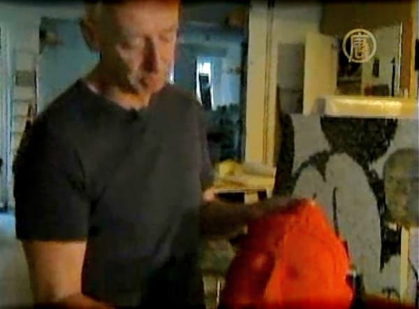 David Mach RA Matchstick VIDEO, Matchstick art meets its destiny