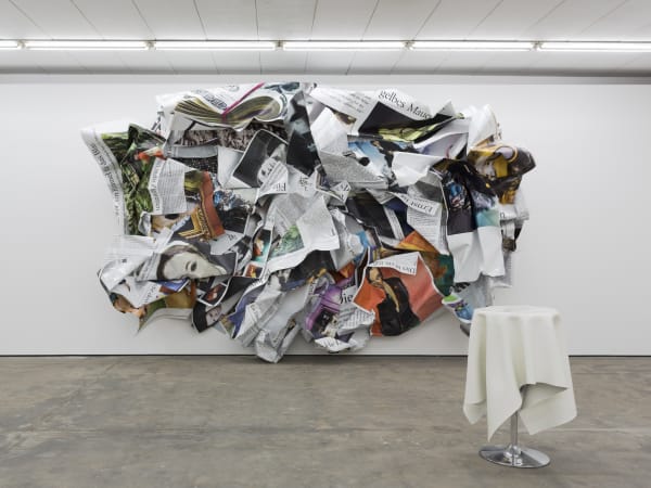 Olaf Metzel – Gelbes Mauerstück