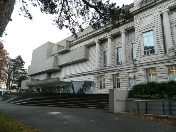 The Annual Exhibition is held every year in the prestigious galleries of the Ulster Museum Belfast It is with their support that we can attract an audience of up to 100,000 visitors during the show.