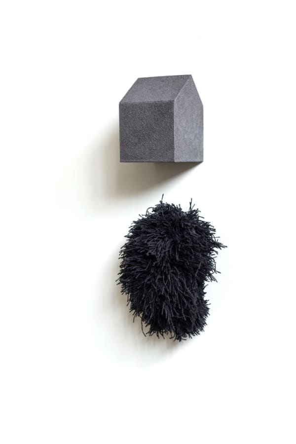 Iris Eichenberg, House and Head wallpiece