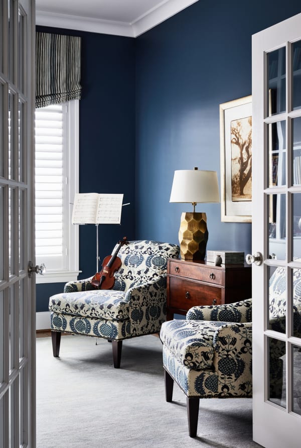 Artwork: Thomas Hager Designer : Heather Safferstone Photographer : Stacy Zarin Goldberg Art Advisor : Hilyard Art Advisory, Lauren Hilyard