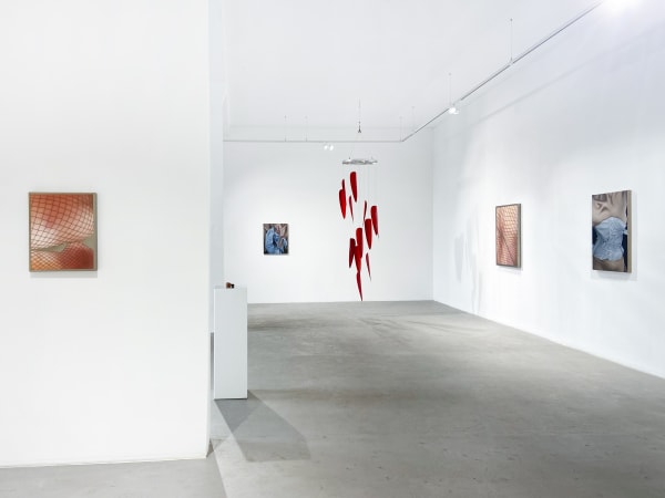 BODY ARCHIVE - Makiko Harris, Manuela Benaim, Emily Pope - Kristin Hjellegjerde Gallery, Berlin, Germany TRIO