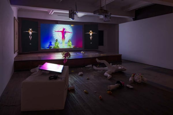 Chen Tianzhuo: PICNIC PARADI$E BITCH