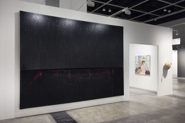 Installation view, BANK's booth at Art Basel Hong Kong, 2025. Photo by Ringo Cheung. Courtesy of BANK. BANK于香港巴塞尔展位现场，2025。拍摄：Ringo Cheung。图片版权归属BANK。
