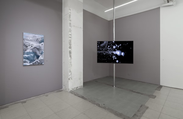 Michael Najjar, ‘OUTER SPACE’, 2019, exhibition view. Courtesy: the artist and BANK 迈克尔·耐贾尔2019年个展“外层空间”现场图，图片来源于艺术家及BANK