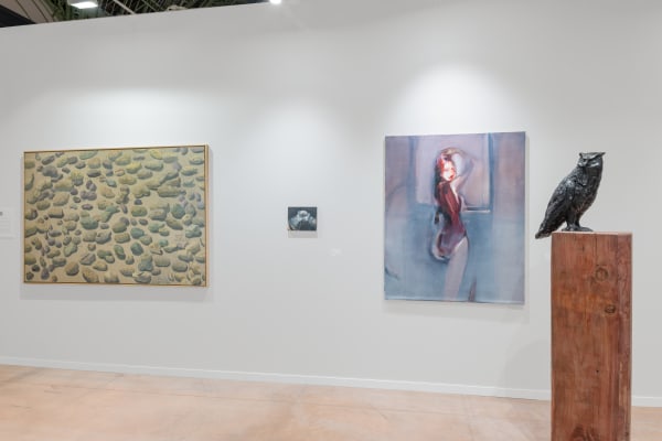 Vue d'exposition Art Paris 2025 Roland Cognet Henri Cueco Tania Mouraud Milène Sanchez Oeuvre d'art art contemporain sculpture