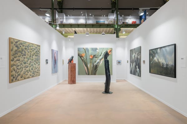 Vue d'exposition Art Paris 2025 Roland Cognet Henri Cueco Tania Mouraud Milène Sanchez Oeuvre d'art art contemporain sculpture