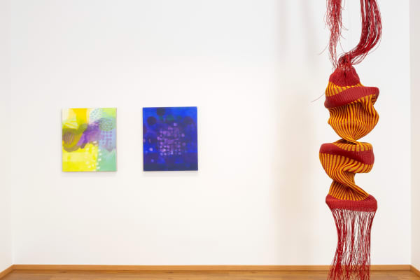 whispering grass David John Flynn, Susanne Thiemann Showroom