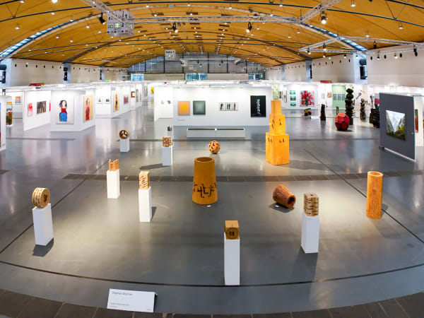 Art Karlsruhe 2025, Galerie Fenna Wehlau, Skulpturenplatz, Stephan Wurmer