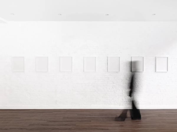 The White Show Marcel Schwittlick