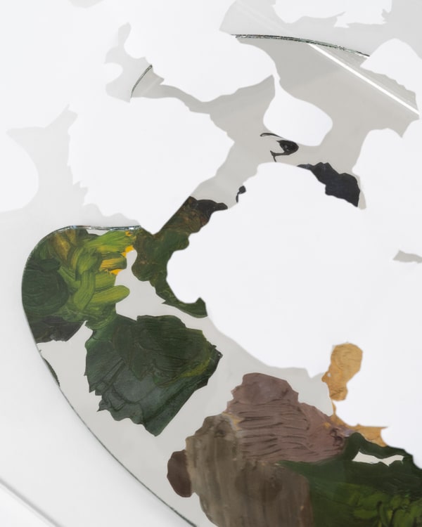 Charlotte Brüel, Invisible sculpture (2020) Acrylic glass, cutout of copy of pallet painting, mirror, 45 x 36 x 76 cm Photo: David Stjernholm