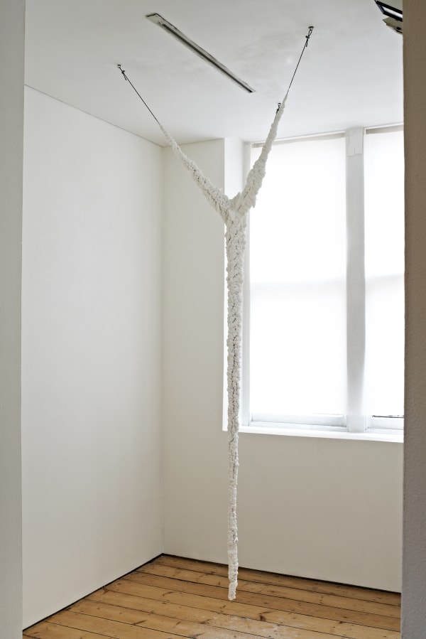 Jorge Peris 21 Rotación Terrestre (21 Earth Rotation) 2013 sea salt, water and rope 270 x 94 x 94 cm