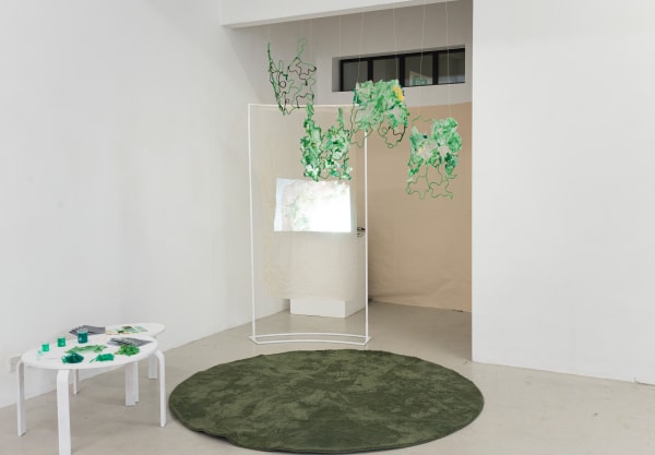 Riya Bhagat Fashion After Fashion 2024 Seaweed Brown Algae Food Colour Glycerine Metal Wire And Waste Silicon Tubes