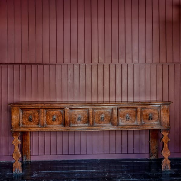17TH CENTURY OAK DRESSER BASE