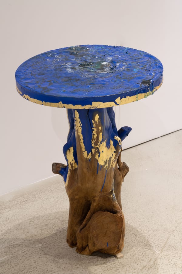 Muna Al Bader Eternal Feathers, 2025 Wood, resin, gold leafs, and oil painting 92 x 59 x 59 cm