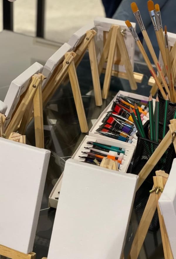 Workshop: When Art is not in Frame...But All Around It
