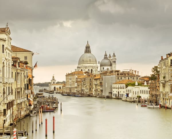 Grand Canal from Ponte dell’Accademia, 2012 13 x 16 in., Ed. 4 & 2AP 21 x 24 in., Ed. 4 & 2AP 32 x 40 in., Ed. 7 & 2AP 44 x 55 in., Ed. 10 & 2AP
