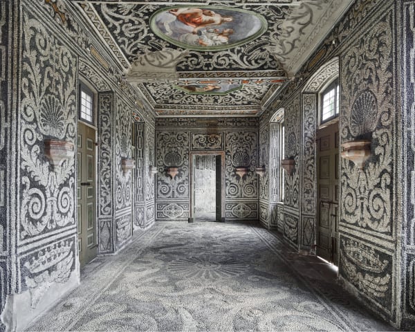 Palazzo Borromeo Arese, Cesano Maderno, Italy, 2016 21 x 26 in., Ed. 7 & 2AP 32 x 40 in., Ed. 7 & 2AP 44 x 55 in., Ed. 10 & 2AP 59 x 73 1/2 in., Ed. 5 & 2AP