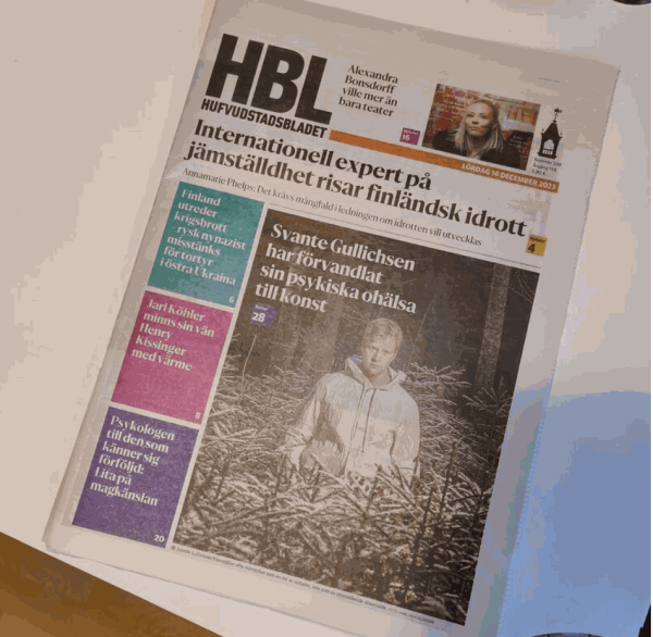 Svante Gullichsen är släktens enda icke-finlandssvenska konstnär, Svante Gullichsen har sökt in till konstskolor utan att komma in. Men han...