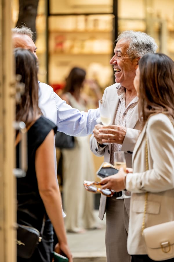 Leonardo C Ndor 52A47751113648 X 5472