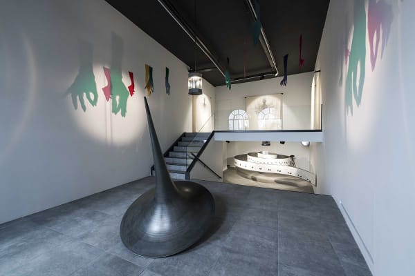 Installation view of Despite, and, solo exhibition by İrem Nalça, Art On Istanbul Pera, 2019. Photo © Kayhan Kaygusuz, courtesy of the artist and Art On Istanbul.