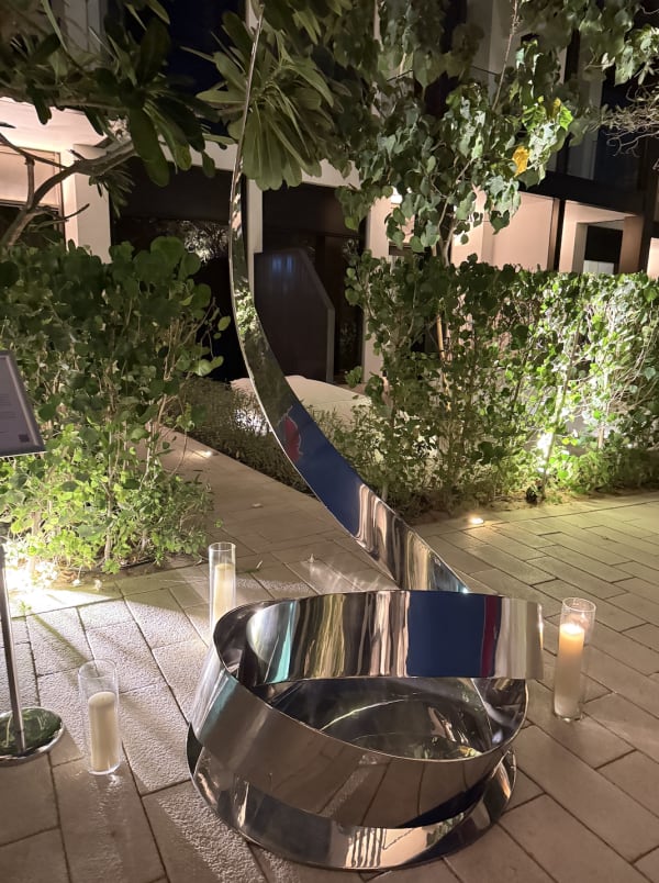 Foad Hamzeh, Letters in Motion, Private Viewing Rose Bar at Delano Dubai © FH. Visual, Courtesy of the artist.