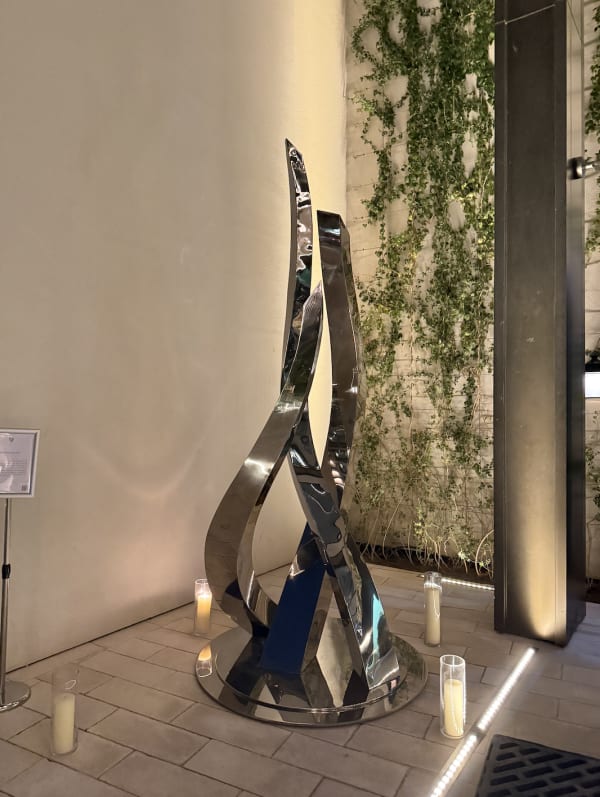 Foad Hamzeh, Letters in Motion, Private Viewing Rose Bar at Delano Dubai © FH. Visual, Courtesy of the artist.