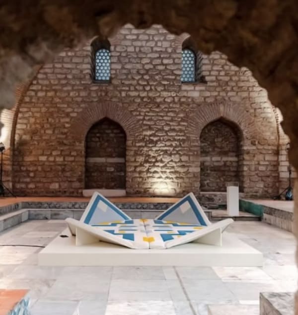 On Majlisism, Paulin Paulin Paulin Little Mustafa Pasha Bath, Istanbul