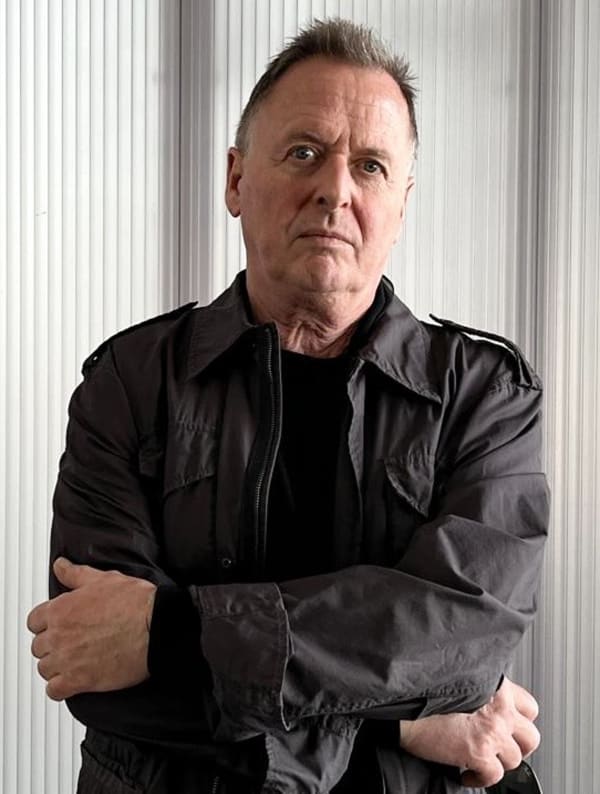 Florian Süssmayr - Darby Crash, outside/inside, 2025