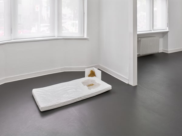 Zwischen Decke Und Boden 020