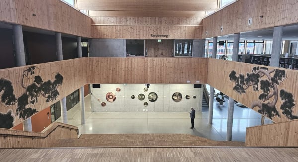 Njål Lunde, Under en ny Sol, Public commission Søgne skole og idrettssenter, 2024