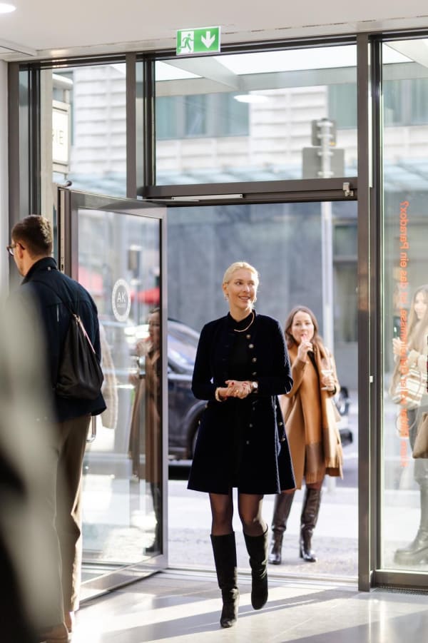 Photo 2025 11 06 17 13 29