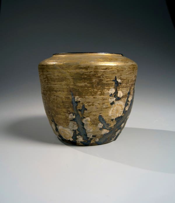 Kiyomizu Rokubei VI (1901-1980) Tubular water jar with high wide shoulder and black lacquer cover 1970's Glazed stoneware 7 1/4 x 8 1/4 x 7 1/8 inches Inv# 10733 SOLD