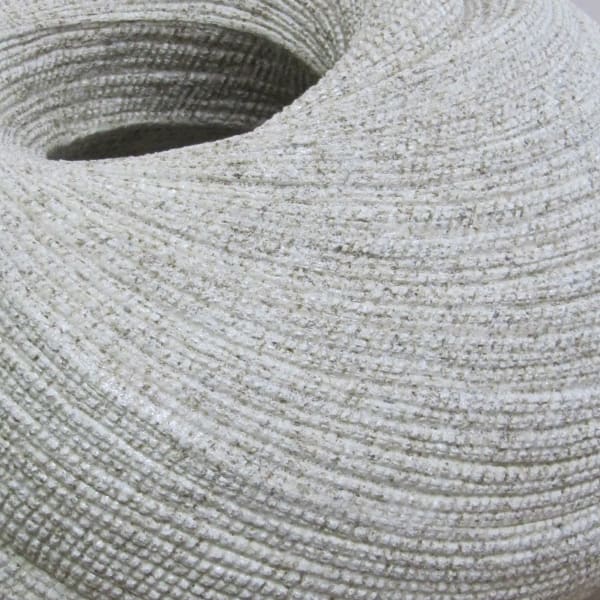 Choto: The Echo of the Waves | The Ceramic Art of Sakiyama Takayuki