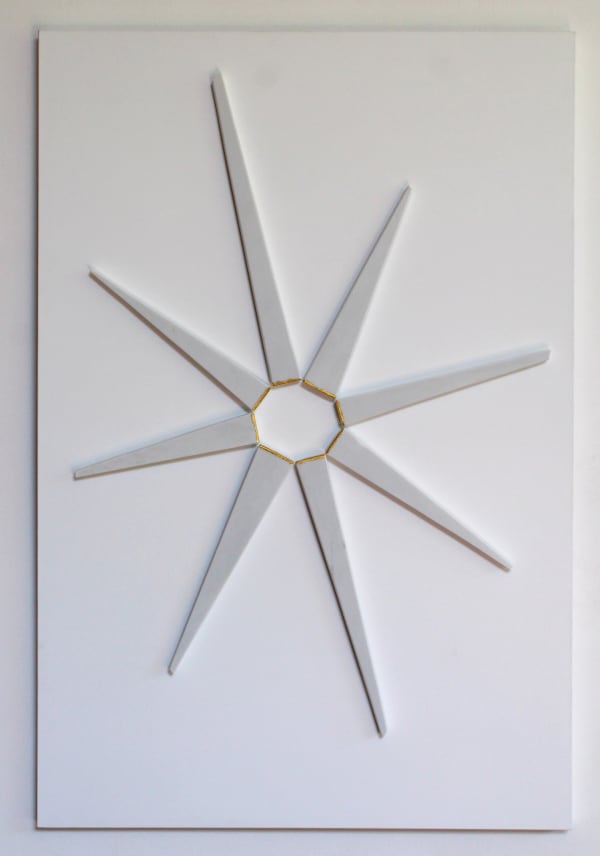 Gioni David Parra Matterconceptual Xxv 2019 Acrilico Bianco Su Tela Con Inserti In Marmo Bianco E Foglia Oro Cm 150X100X7 Courtesy Of Cris Contini Contemporary