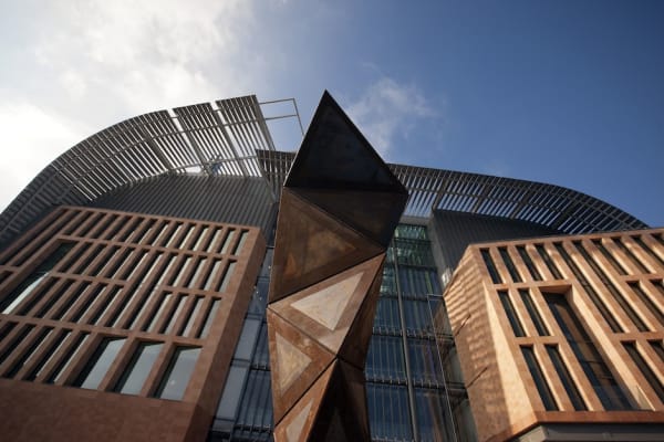 CONRAD SHAWCROSS, PARADIGM A public art commission by Conrad Shawcross RA, The Crick Institute, 2016