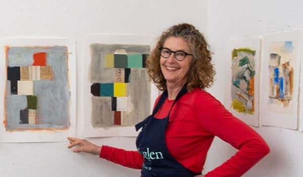 Abstracting Ireland through Paint