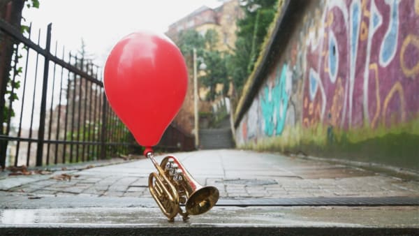 Traces, 2015 3-channel video installation, 6min