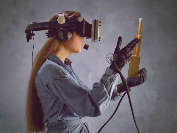 The Archivist (Hub), 2022 Interactive 60-channel video loop, HTML on closed-circuit (still image)