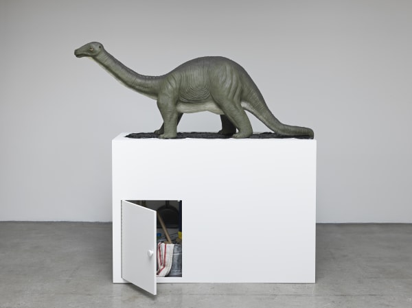Mark Dion Brontosaurus, 2016 epoxy resin, tar, wood and various objects 180.3 x 190.5 x 63.5 cm