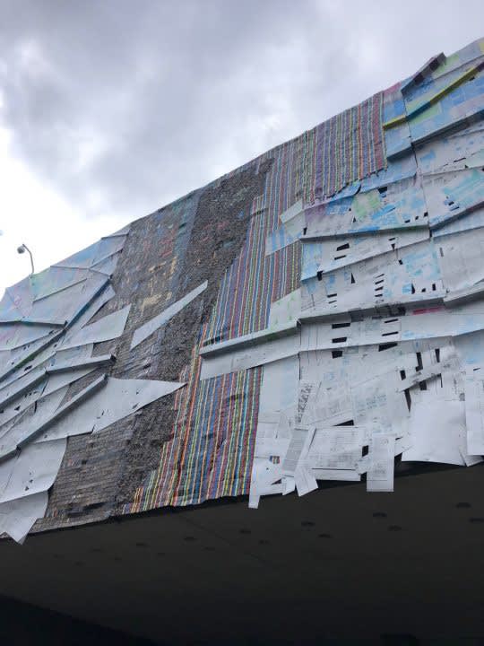 Three Angles (Detail), El Anatsui, Carnegie International, 2018, Photo courtesy ArtNews, Photo by Andrew Russeth