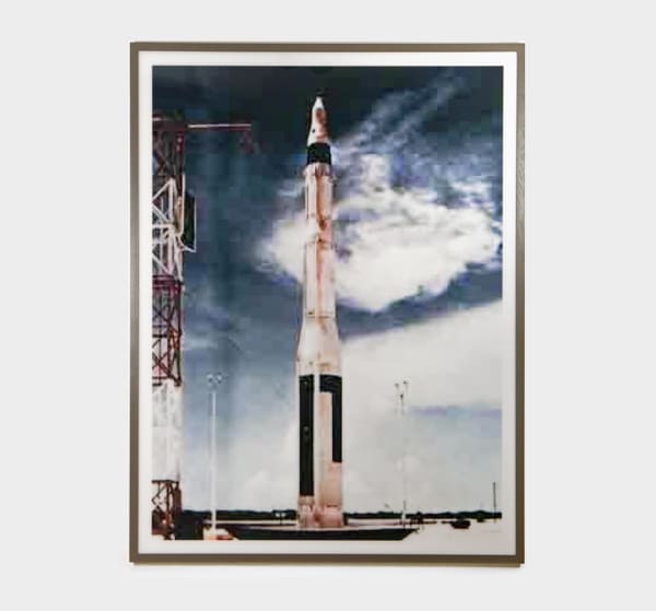 Thomas Ruff - jpeg icbm01, 2007