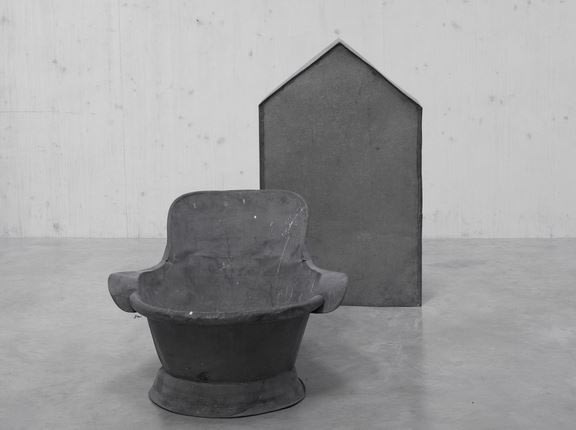 NOT VITAL: Univers Privat