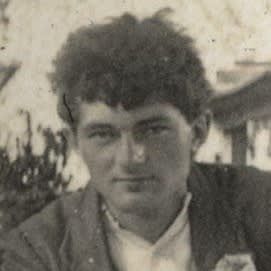 Mark Gertler - Portrait of a Man with a Bow Tie, c. 1921
