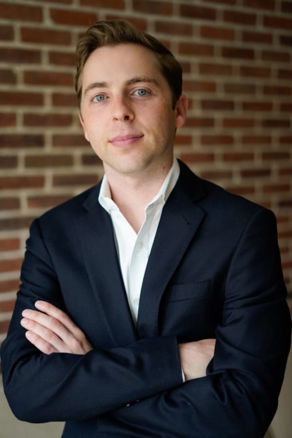 Alexander Berggruen is opening his own gallery in the former Mitchell-Innes & Nash space on the Upper East Side.