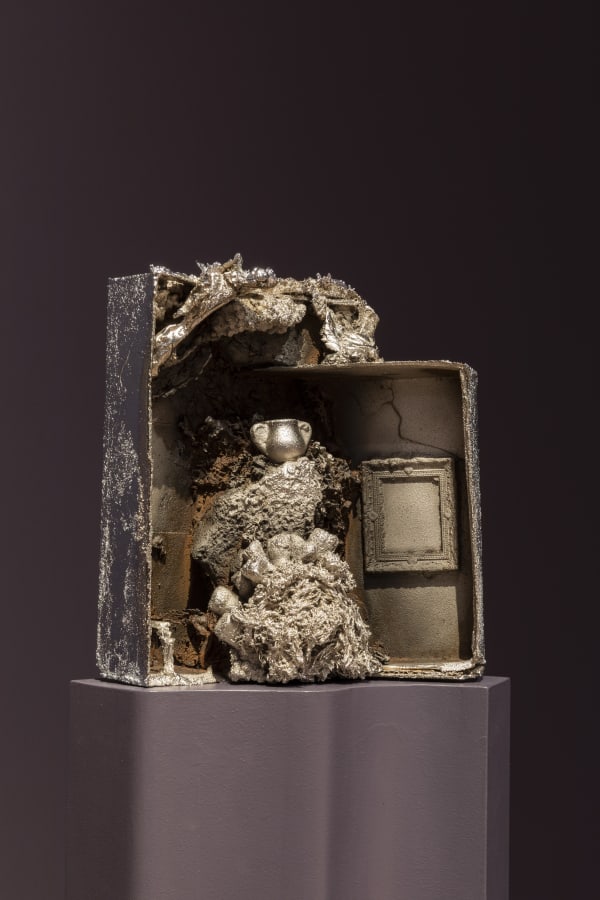 Installation image of Beth Lipman: Collective Elegy, Museum of Arts and Design, New York, 2020; Photo by Jenna Bascom Photography; courtesy the Museum of Arts and Design, New York