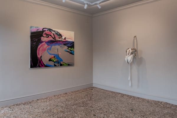 Capsulevenice Hovering 32