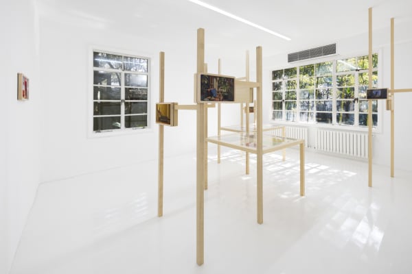 Capsule Gaoyuan Youcantstepinthesameroomtwice Installationview 01