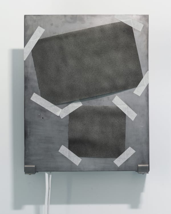 Feng Chen, S-2, 2016 aluminum plate, Arches watercolour paper, thermal ink, peltier, heating element, cooling fans, arduino, 50 x 40 x 13 cm