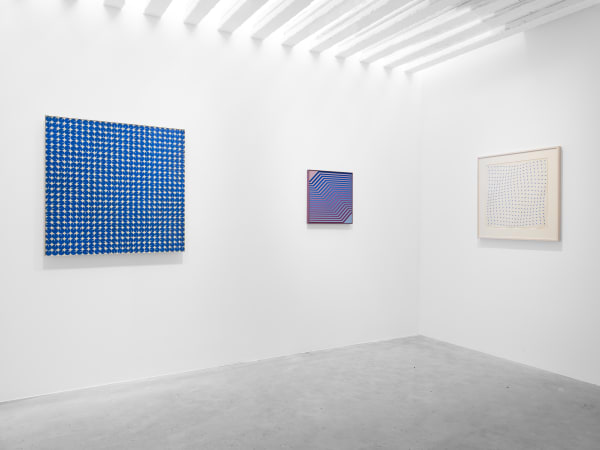 Installation View Luiz Sacilotto, Cecilia Brunson Projects, London (15 September - 30 November 2021) Photography by Eva Herzog